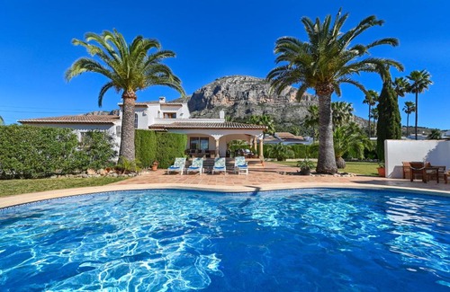 Montgo de Toscamar Villa | Teglan