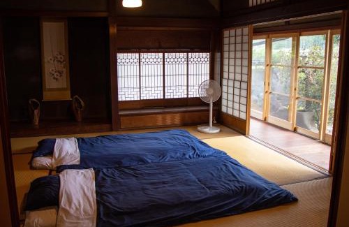 Ukyo Ward Villa | tehen