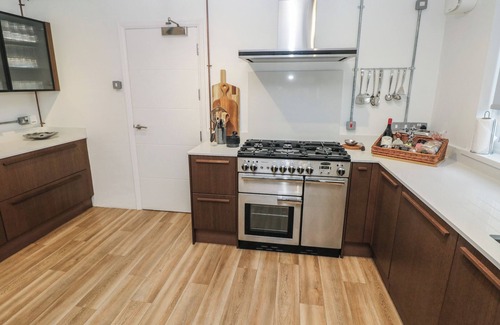 St Dogmaels Cottage | Teifi Villa