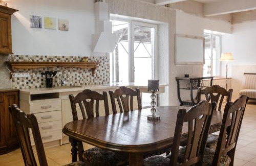 Telsiai Hotel | Telšiai Inn