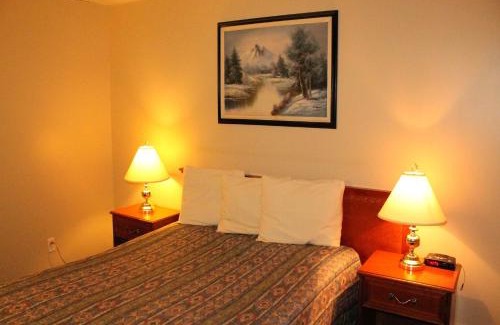 Brooks Hotel | Tel Star Motel