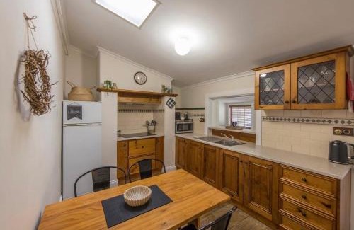 Greenock Bed & Breakfast | Telegraph Cottage