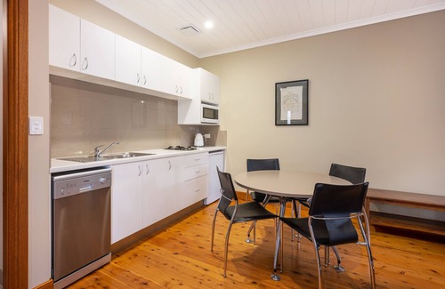 Gulgong House | Telegraph Station