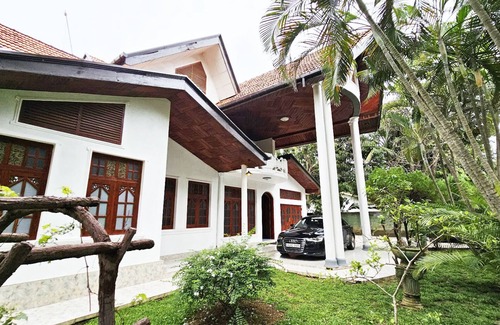 Anuradhapura Villa | Temco Holiday Bungalow