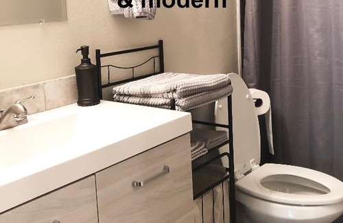 Alegre Community House | Tempe ASU Guest Suite