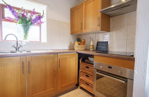 Thornhill Apartment | Templand Cottage - a cottage that sleeps 6 guests in 3 bedrooms