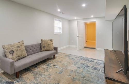 Marlow Heights Apartment | Temple Hills Vacation Rental w/ Private Deck!