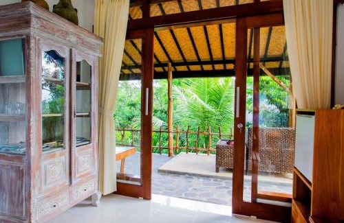 Banjartegehe Villa | Temple Retreat Rumah Cantik