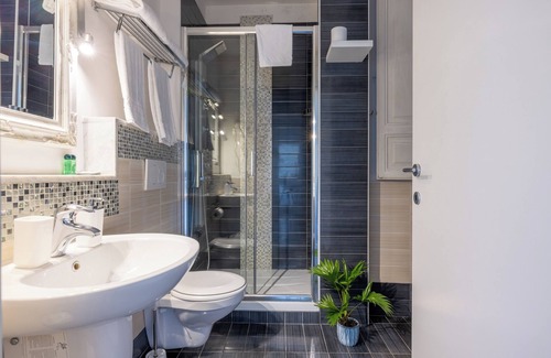 Roman Ghetto House | Temple View - Bellissime Camere nel Cuore di Roma