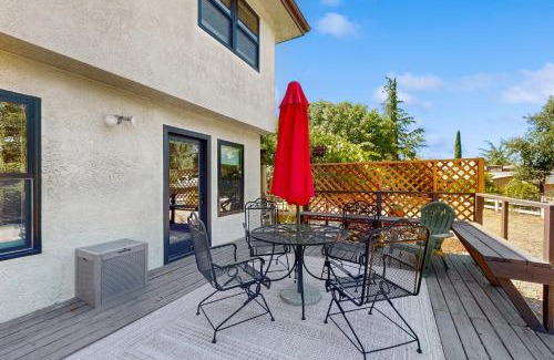 Templeton House | Templeton Top of the Hill View Home