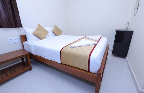 Srikalahasti Hotel | TEMPLEVIEW RESIDENCy