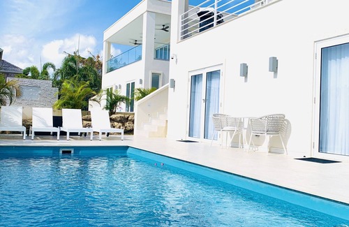 Westmoreland Villa | Temporarily closed. Book Providence Estate