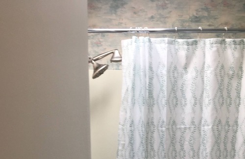 Gaithersburg House | Temporary Housing Available in DC/Baltimore area