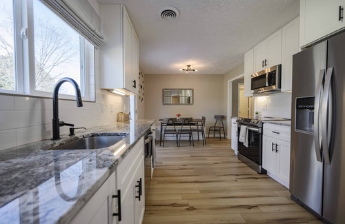 Murfreesboro House | Temporary Housing, Insurance Claims & Last Minute Travel