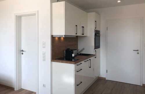 Schweinfurt Apartment | Temporary living in the heart of Schweinfurt furnished 1-room apartment with elevator