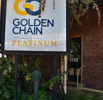 Gulgong Hotel | Ten Dollar Town Motel