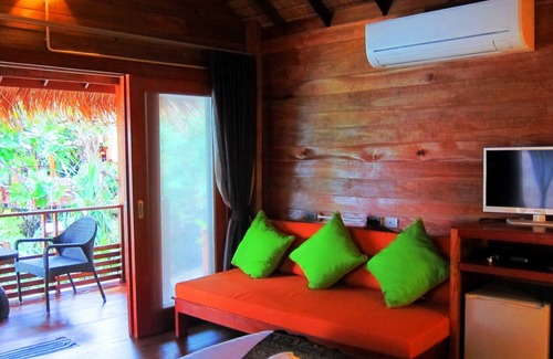 Satun Hotel | Ten Moons Lipe Resort