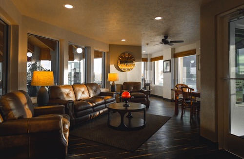 Moses Lake Hotel | Ten Pin Inn & Suites