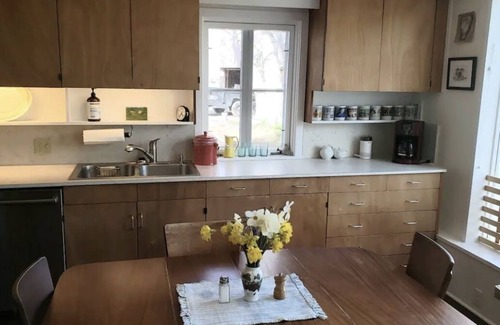 Underhill Center House | Ten Springs Farm - Vermont farm house near skiing, hiking, biking.