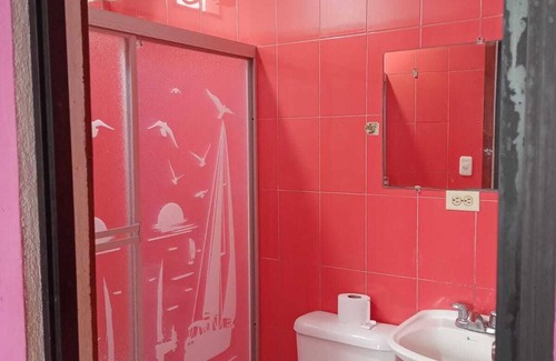Tena House | Tena - 4 Beds - Sleeps 12 - Pet Friendly - Hot Tub