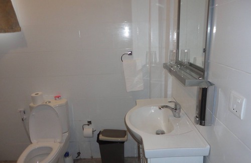 Beyin Hotel | Tenack Beach Resort & Hotel