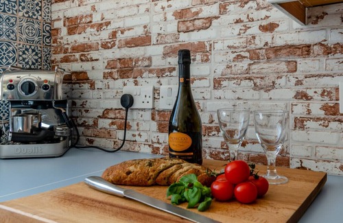 Pembroke House | Tenby Lodge - Three Bedroom House, Sleeps 6