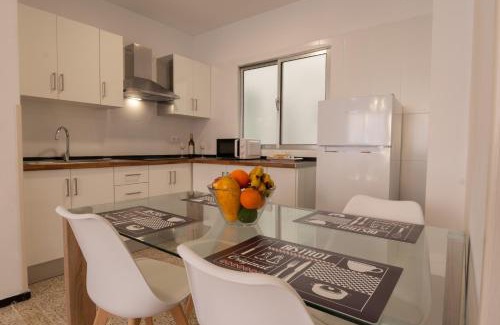 Santa Cruz de la Palma House | Tendal Hosting - Cabrera Guerra