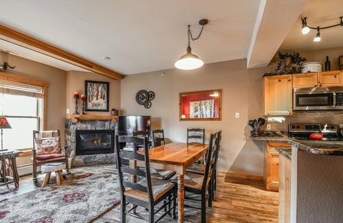 Mountain House Condo | Tenderfoot Lodge 2673