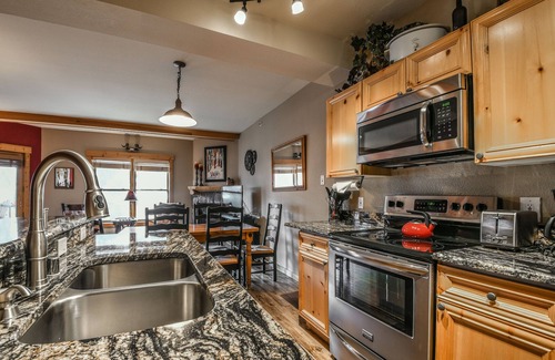 Mountain House Condo | Tenderfoot Lodge 2673