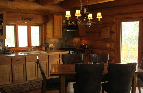 Almont Cabin | Tenderheart Cabin and Stable - Luxurious Off-grid Getaway!