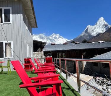 Tengboche Hotel | Tengboche Guest House and Bakery