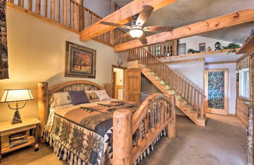 Chattanooga House | Tenn River Cabin with Hot Tub - 10 Mi to Chattanooga