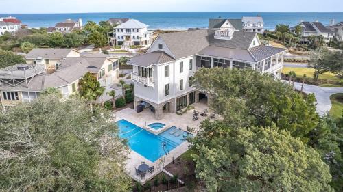 Debordieu Colony House | TennesSea House home by Peace Vacations