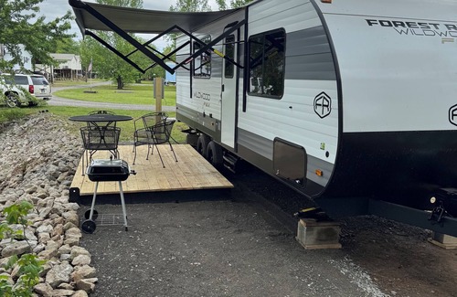 Denver House | Tennessee River RV Retreat