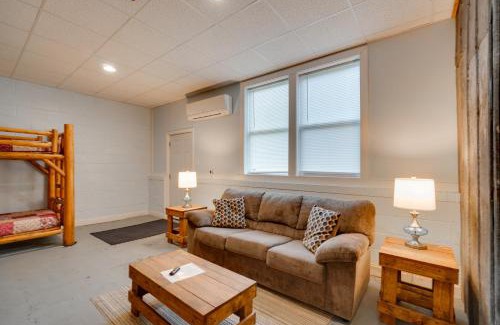 Briceville Apartment | Tennessee Riverside Retreat Shared Fire Pit!