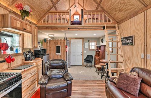 Greenbrier Apartment | Tennessee Tiny Home about 24 Mi to Nashville