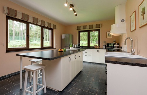 Tenneville Villa | Tenneville Villa with Sauna