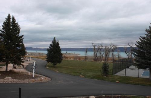 Harbor Village Apartment | Tennis Court Condo