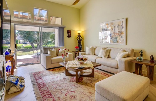 Palm Desert Apartment | Tennis, Golf and Pools Lovely Palm Desert Condo!