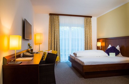Kottingbrunn Hotel | Tennis & Golf Hotel Höllrigl