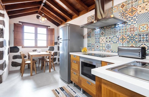 Los Carrizales Apartment | TenoHomes The Sunset Escape in Carrizales, Masca