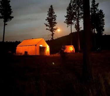 Conner Other | Tent 2 Oxen-Le-Fields Montana