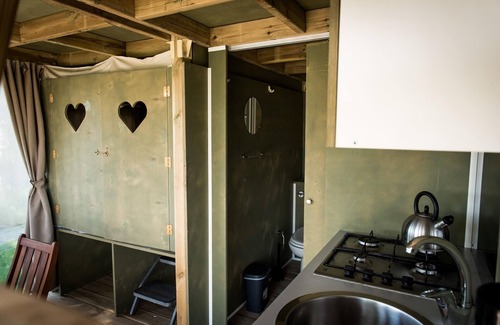 Zutendaal House | Tent lodge with bathroom 16 km from Maastricht