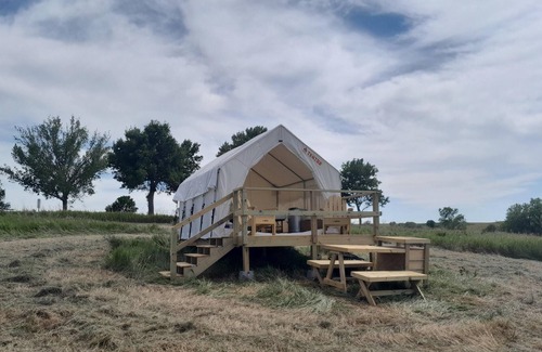 Loup City RV Rental | Tentrr State Park Site - Nebraska Sherman SRA – Redwood Lakeview A – Single Ca