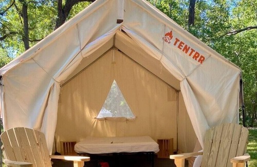 Texas Gulf Coast Region RV Rental | Tentrr State Park Site - Texas Brazos Bend State Park – Trailside J – Single C