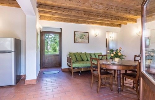 Taglio di Po House | 'Tenuta Ca' Zen - Cottage Casetta' with Shared Pool, Wi-Fi and Air Conditioning