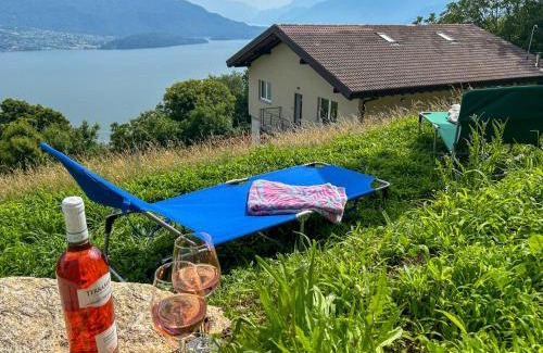 Montemezzo Apartment | Tenuta il Sogno Ferienwohnung Bianco