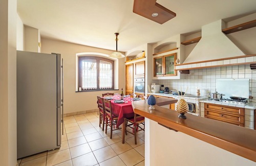Monchiero Villa | Tenuta Oltrevento - Three Bedroom Villa, Sleeps 5