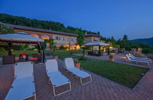 Castelletto Uzzone House | Tenuta Pian D'Attesio - Agriturismo