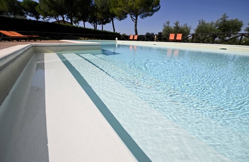 Magliano Sabina Villa | Tenuta Santa Cristina - Exclusive villa (16 beds) w/pool and tennis near Rome